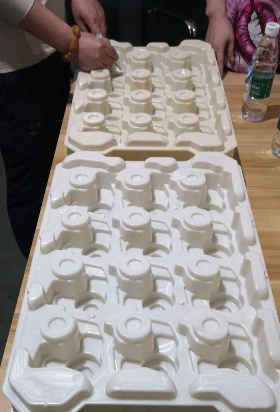 尼龍PA改性材料應用于智能包裝部件托盤